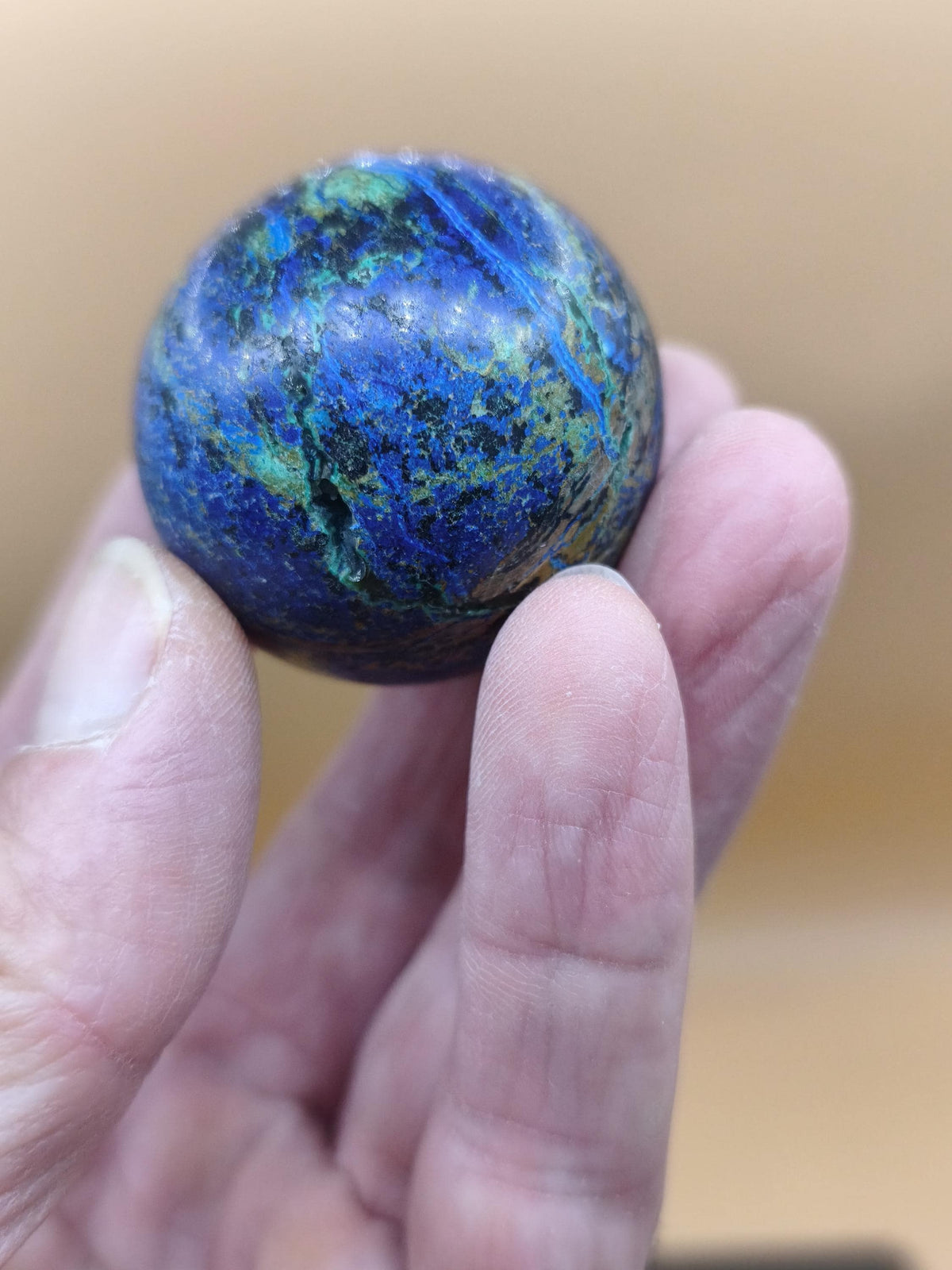 Sphère d'azurite, de malachite et de chrysocolle, cristaux bleus, pierre naturelle, pierre précieuse, sphère décorative, décoration intérieure, méditation, pierre de guérison, rareté, collection, minéraux, pièce unique