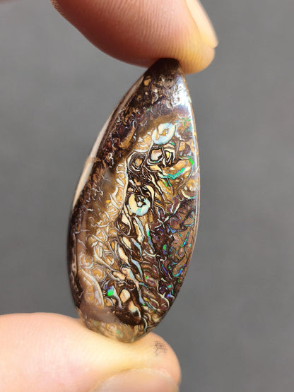 Boulder Opal AAA Sammlerstein Mineralien Kristalle Cabochon natürlich Heilstein Rarität Muster Australien Queensland
