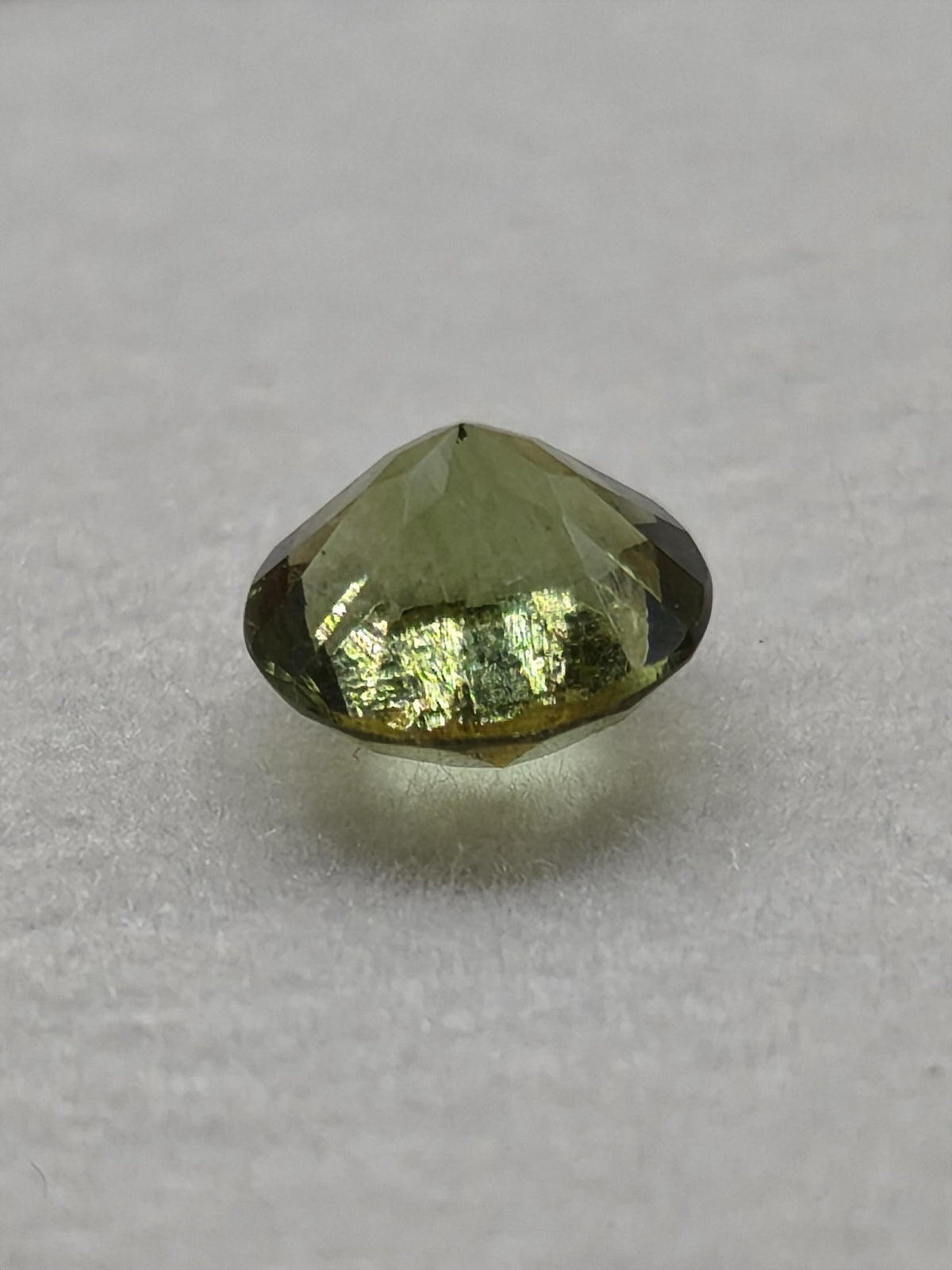 Museumsqualität Moldavit AAA Brillanten Schiff facettiert Meteorit Tektit Sammler Mineral Heilstein Energie Hochwertig Investition Rarität