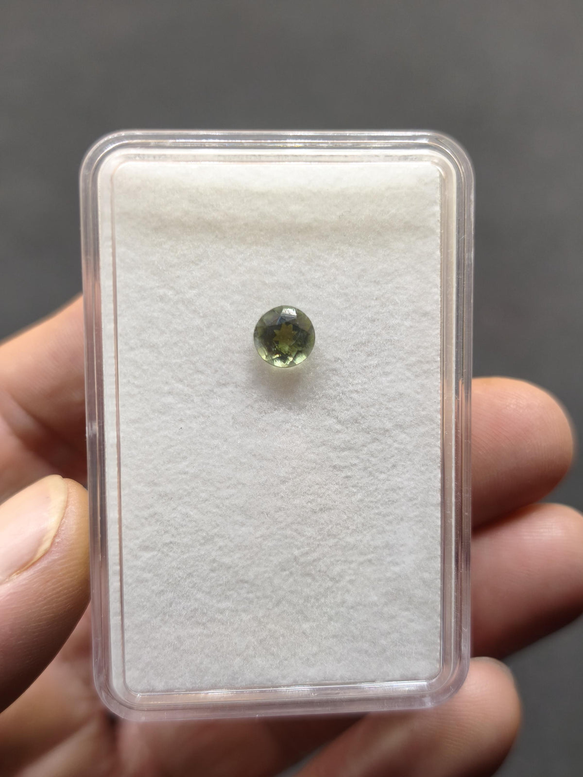 Museumsqualität Moldavit AAA Brillanten Schiff facettiert Meteorit Tektit Sammler Mineral Heilstein Energie Hochwertig Investition Rarität