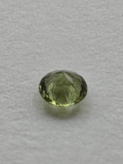 Museumsqualität Moldavit AAA Brillanten Schiff facettiert Meteorit Tektit Sammler Mineral Heilstein Energie Hochwertig Investition Rarität