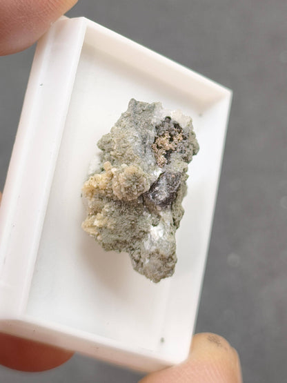 Gediegenes Silber auf Matrix aus Kasachstan Stufe Native Silver Rudny | Natürliche Silberstufe | Seltenes Sammlermineral Heilstein Rarirät