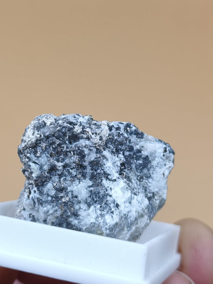 Gediegenes Silber auf Matrix aus Kasachstan Stufe Native Silver Rudny | Natürliche Silberstufe | Seltenes Sammlermineral Heilstein Rarirät