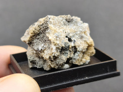 Gediegenes Silber auf Matrix aus Kasachstan Stufe Native Silver Rudny | Natürliche Silberstufe | Seltenes Sammlermineral Heilstein Rarirät