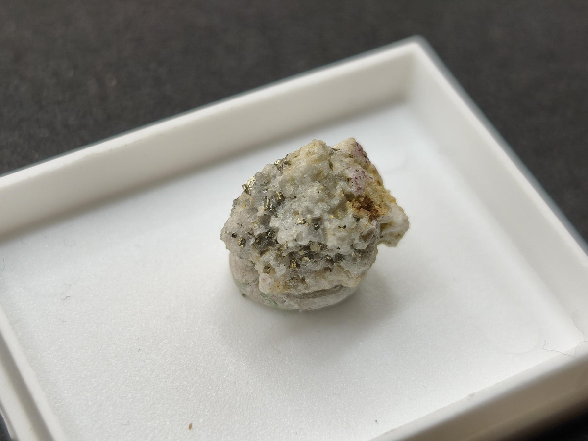 Gediegenes Gold auf Matrix Kristallin – Natürliches Gold aus Zlaté Hory, Tschechien echt natürlich Sammler Mineral selten