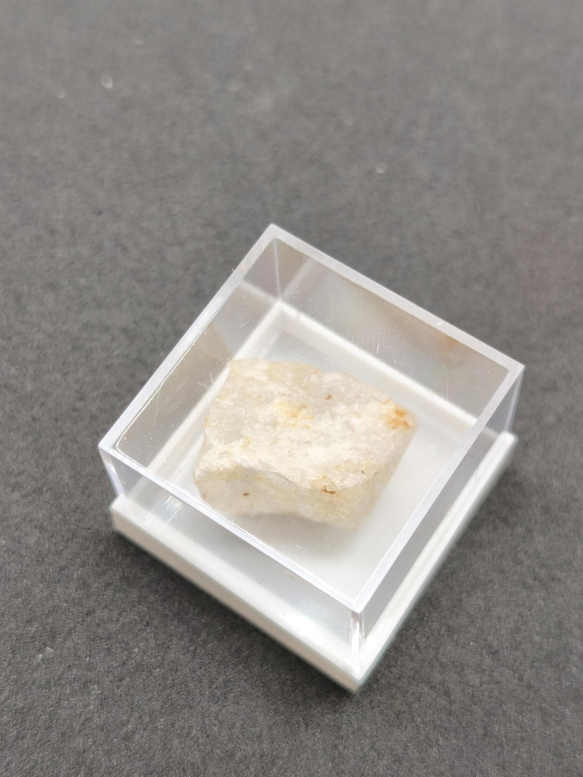 Eukryptit aus Bikita Simbabwe | Seltenes Lithiummineral | Eucryptite Kristallstufe | Sammler mineral Kristall Unikat Rarität