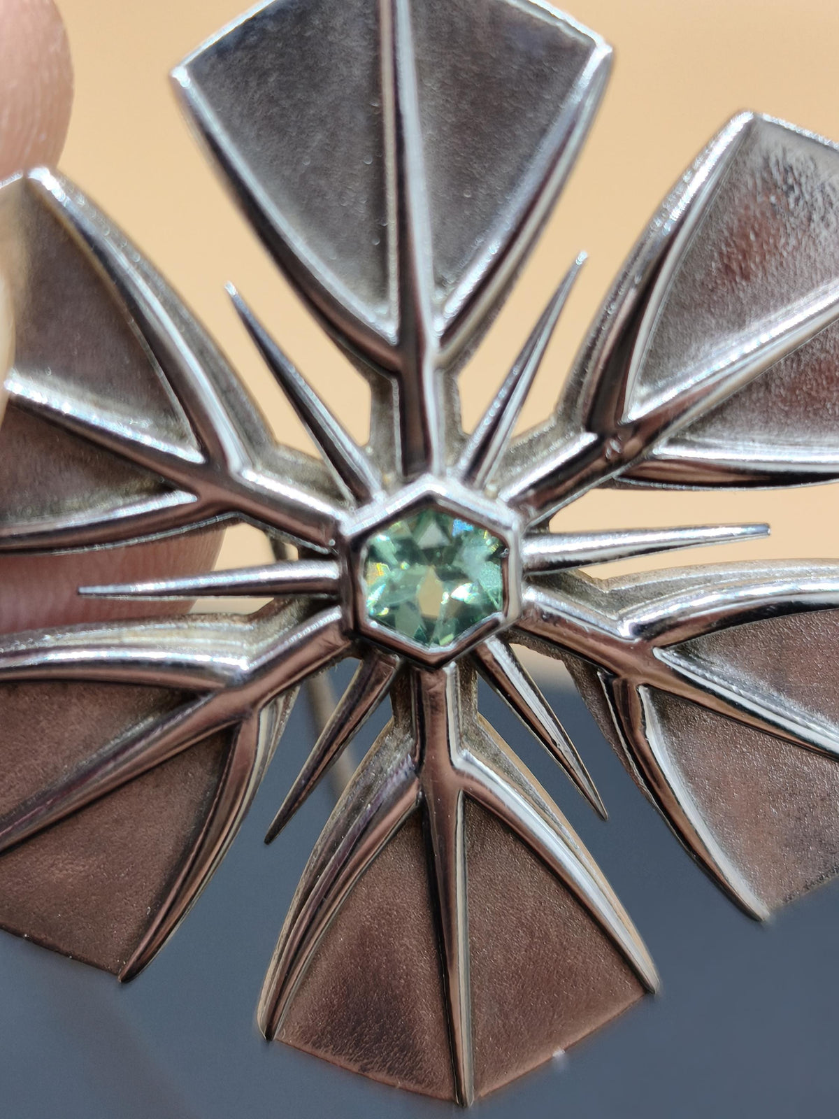 Montana Saphir grün Schneeflocken Kette Vintage mit Edelstein Silber Eiskristall Anhänger Geometrie Silber Schmuck Heilstein Rarität Frau