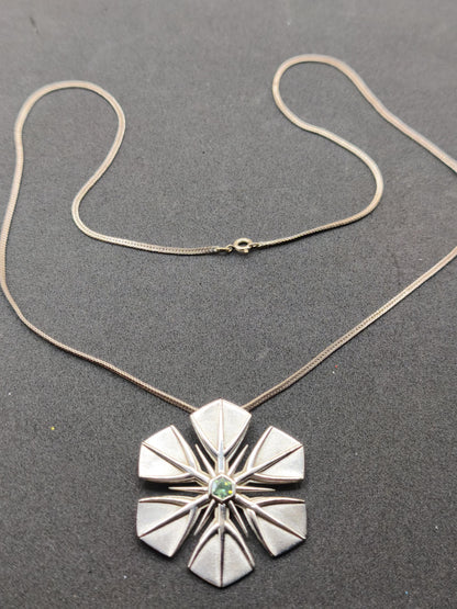 Montana Saphir grün Schneeflocken Kette Vintage mit Edelstein Silber Eiskristall Anhänger Geometrie Silber Schmuck Heilstein Rarität Frau