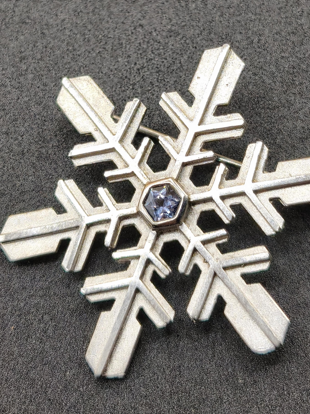 Montana Saphir Vintage Schneeflocken Brosche 925 Silber mit Montana Saphir blau Eiskristall Schmuck Brosche & Anhänger Geometrie Rarität