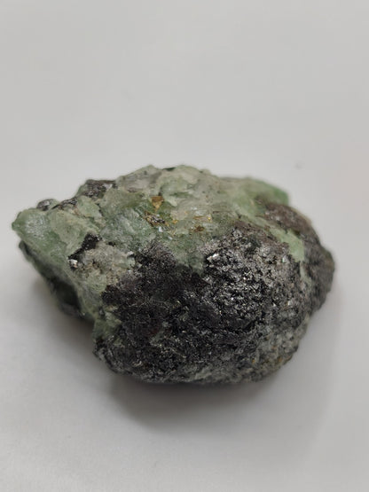 Tsavorit Kristall aus Merelani Tansania | Grüner Granat Rohkristall | Natürlicher Chrom Grossular | Sammler Mineralien roh