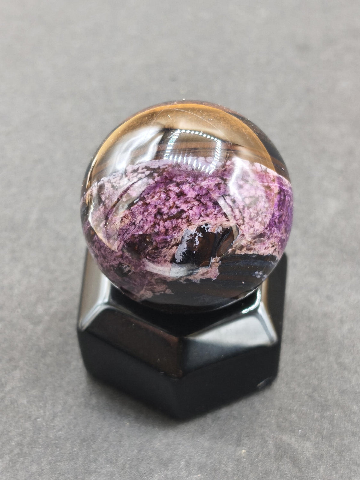 Sugilite *Rareté* Sphère de Sugilite AAA ~ Pierre précieuse Déco Cristal Méditation Énergie Pierre de soin Rareté Rare Collection Investissement Valeur