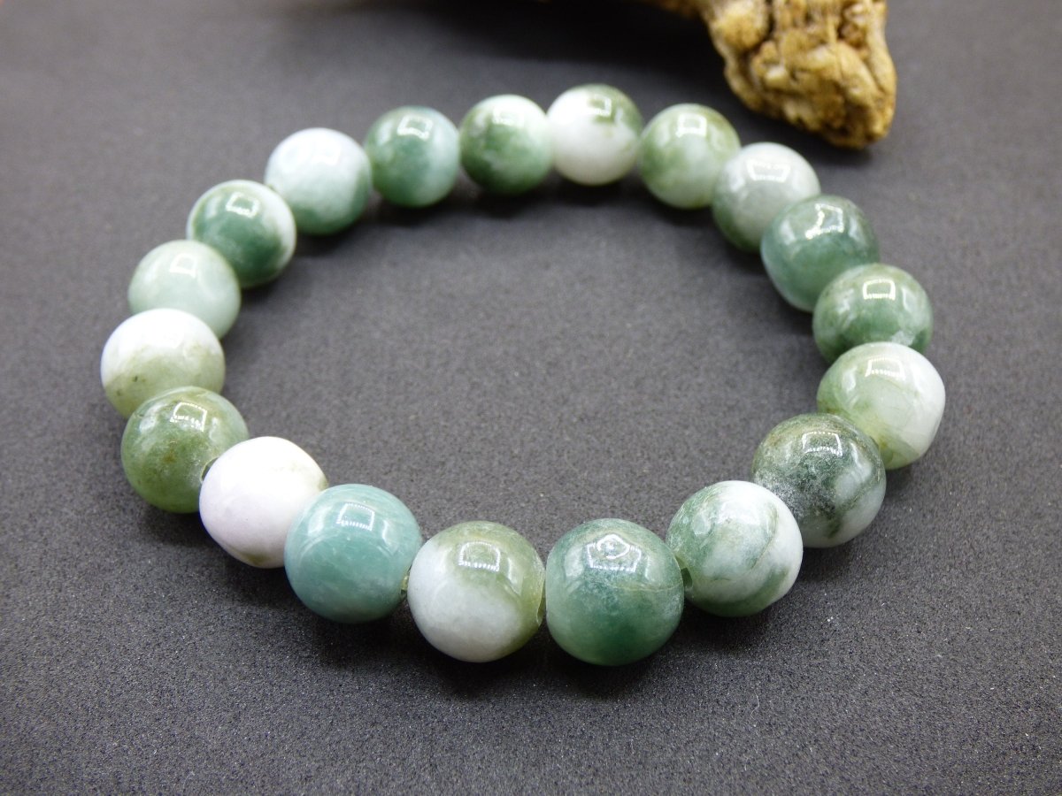 Jade Burma 11mm ~ Edelstein Armband Stretch hochwertige Jade grün natürlich Myanmar GOA Hippie Boho Ethno Nature Heilstein Energie Chakra - Art of Nature Berlin