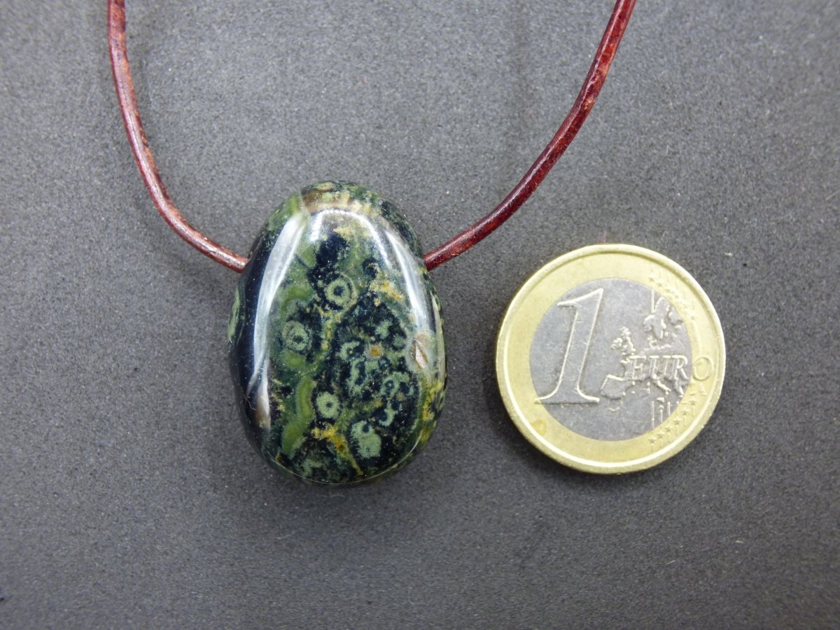 Kabamba Rhyolith / Eldarit - Edelstein Kette grün Heilstein Sie Mann Frau Geschenk Glück Anhänger HIPPIE GOA Boho Tibet Ethno Natur Unikat - Art of Nature Berlin