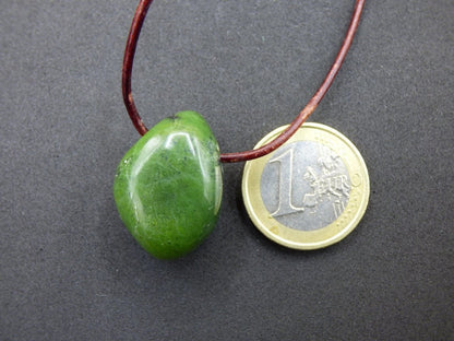 Kanada Jade ~ Edelstein Kette HIPPIE GOA Boho Ethno Natur Heilstein Rarität Kristalle Schmuck Anhänger Natur Stein Geschenk grün - Art of Nature Berlin