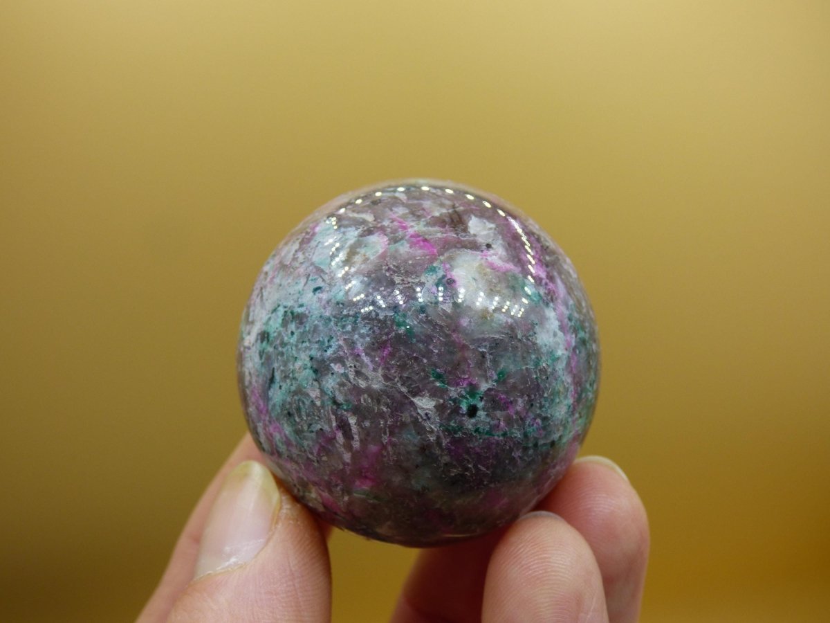 Kobalt Calcit Kugel *Rarität* rosa Pink Kristall Edelstein Deko Haus Sammler Geschenk Er Sie Mann Frau Freund Mineral Selten Heilstein - Art of Nature Berlin