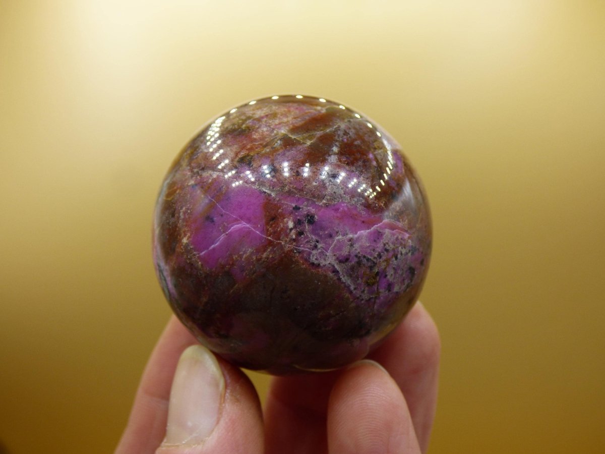 Kobalt Calcit Kugel *Rarität* rosa Pink Kristall Edelstein Deko Haus Sammler Geschenk Er Sie Mann Frau Freund Mineral Selten Heilstein - Art of Nature Berlin