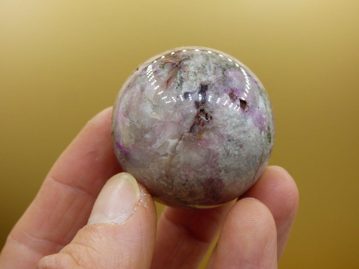 Kobalt Calcit Kugel *Rarität* rosa Pink Kristall Edelstein Deko Haus Sammler Geschenk Er Sie Mann Frau Freund Mineral Selten Heilstein - Art of Nature Berlin