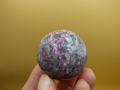 Kobalt Calcit Kugel *Rarität* rosa Pink Kristall Edelstein Deko Haus Sammler Geschenk Er Sie Mann Frau Freund Mineral Selten Heilstein - Art of Nature Berlin