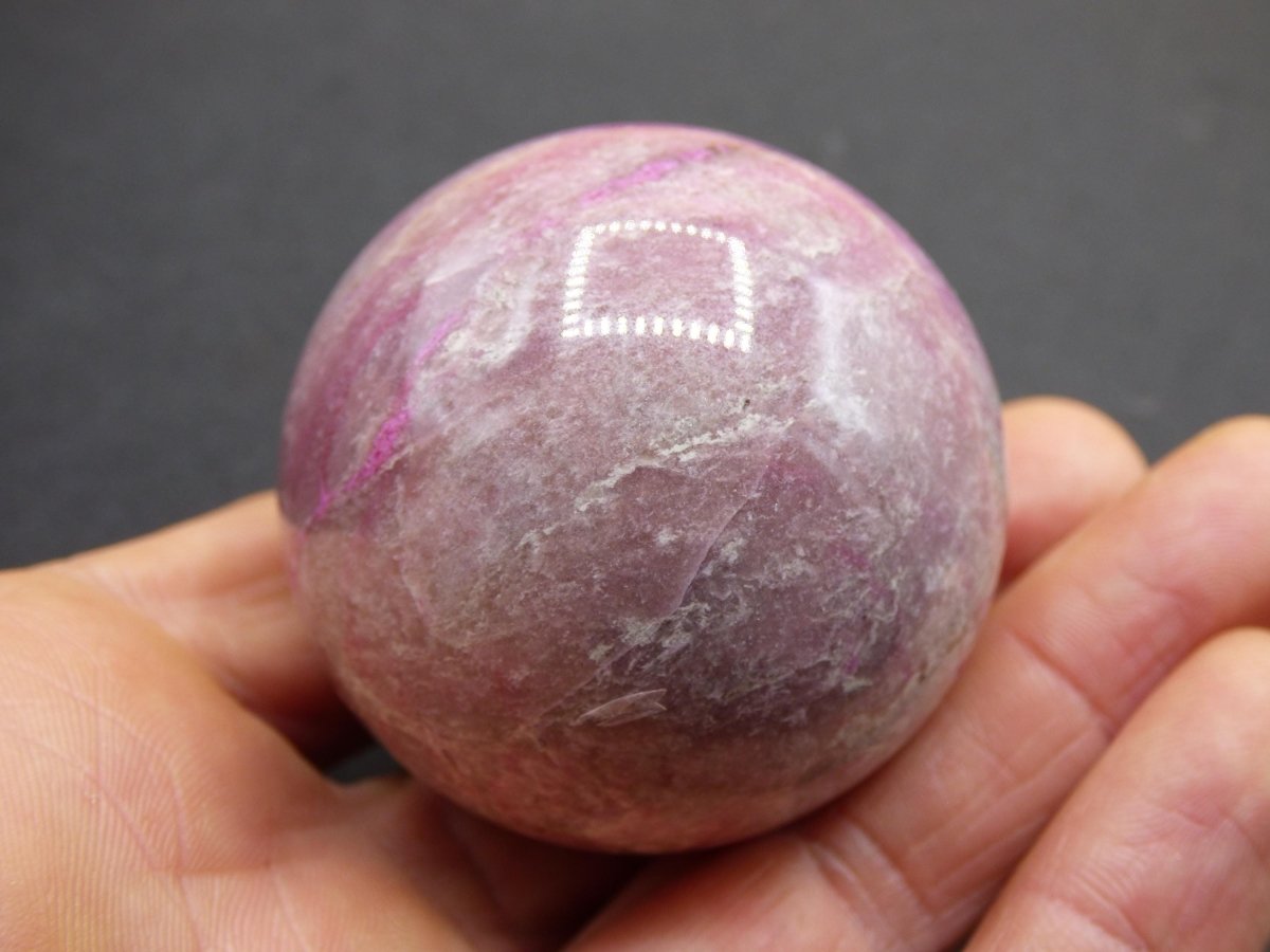 Kobalt Calcit Kugel *Rarität* rosa Pink Kristall Edelstein Deko Haus Sammler Geschenk Er Sie Mann Frau Freund Mineral Selten Heilstein - Art of Nature Berlin