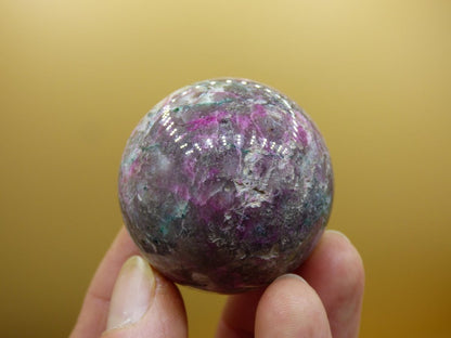 Kobalt Calcit Kugel *Rarität* rosa Pink Kristall Edelstein Deko Haus Sammler Geschenk Er Sie Mann Frau Freund Mineral Selten Heilstein - Art of Nature Berlin