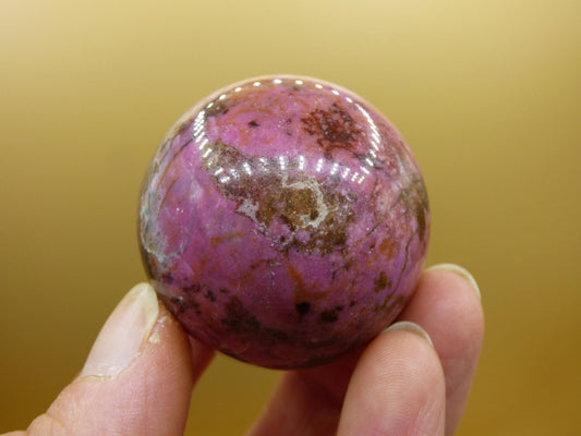 Kobalt Calcit Kugel *Rarität* rosa Pink Kristall Edelstein Deko Haus Sammler Geschenk Er Sie Mann Frau Freund Mineral Selten Heilstein - Art of Nature Berlin