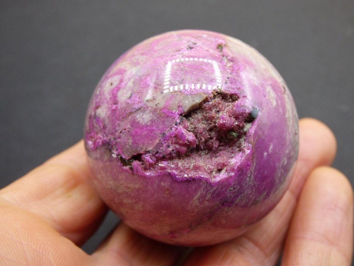 Kobalt Calcit Kugel *Rarität* rosa Pink Kristall Edelstein Deko Haus Sammler Geschenk Er Sie Mann Frau Freund Mineral Selten Heilstein - Art of Nature Berlin