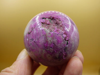 Kobalt Calcit Kugel *Rarität* rosa Pink Kristall Edelstein Deko Haus Sammler Geschenk Er Sie Mann Frau Freund Mineral Selten Heilstein - Art of Nature Berlin