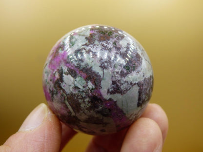 Kobalt Calcit Kugel *Rarität* rosa Pink Kristall Edelstein Deko Haus Sammler Geschenk Er Sie Mann Frau Freund Mineral Selten Heilstein - Art of Nature Berlin