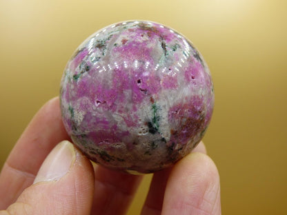 Kobalt Calcit Kugel *Rarität* rosa Pink Kristall Edelstein Deko Haus Sammler Geschenk Er Sie Mann Frau Freund Mineral Selten Heilstein - Art of Nature Berlin