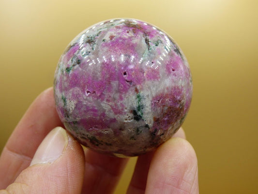 Kobalt Calcit Kugel *Rarität* rosa Pink Kristall Edelstein Deko Haus Sammler Geschenk Er Sie Mann Frau Freund Mineral Selten Heilstein - Art of Nature Berlin