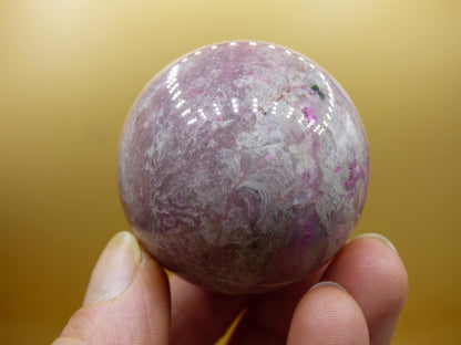 Kobalt Calcit Kugel *Rarität* rosa Pink Kristall Edelstein Deko Haus Sammler Geschenk Er Sie Mann Frau Freund Mineral Selten Heilstein - Art of Nature Berlin