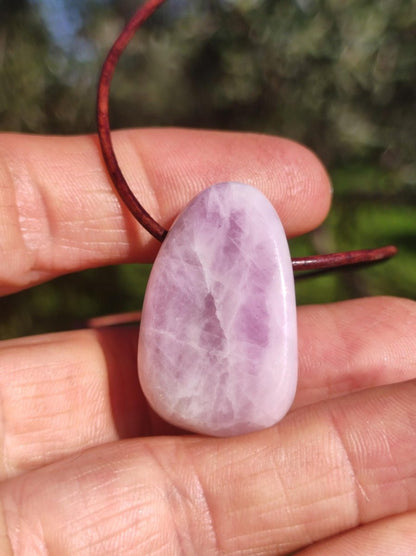 Kunzit A - Edelstein Kette Heilstein rosa pink Rarität Mann Frau Glück HIPPIE GOA Boho Tibet Ethno Natur Rarität Geschenk Er Sie Mann Frau - Art of Nature Berlin