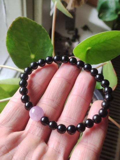 Kunzit A + Turmalin (Schörl) - Edelstein Armband schwarz lila GOA Hippie Boho Natur Heilstein Geschenk Er Sie Mann Frau Freund Rarität Kraft - Art of Nature Berlin
