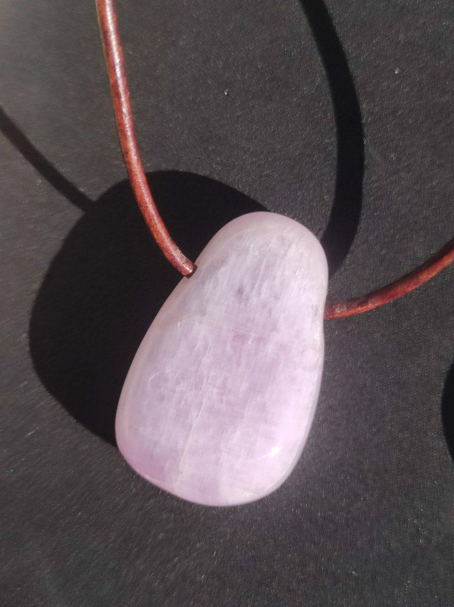 Kunzit AA - Edelstein Kette Heilstein rosa pink Rarität Mann Frau Glück HIPPIE GOA Boho Tibet Ethno Natur Rarität Geschenk Er Sie Mann Frau - Art of Nature Berlin