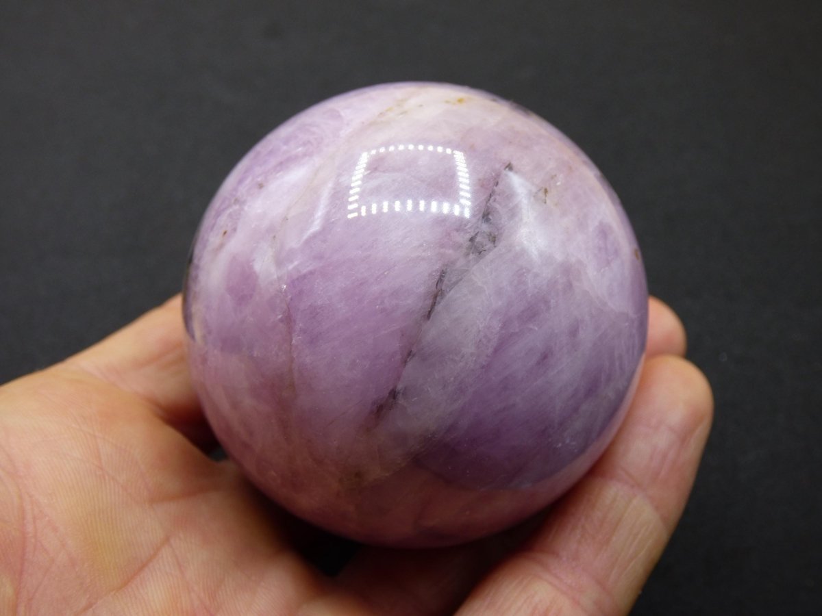 Kunzit AA rosa - Edelstein Kugel Deko Sphere Haus Wohn Kristall Energie Heilstein Rarität Selten Geschenk Er Sie Mann Frau schön Wohnen Haus - Art of Nature Berlin