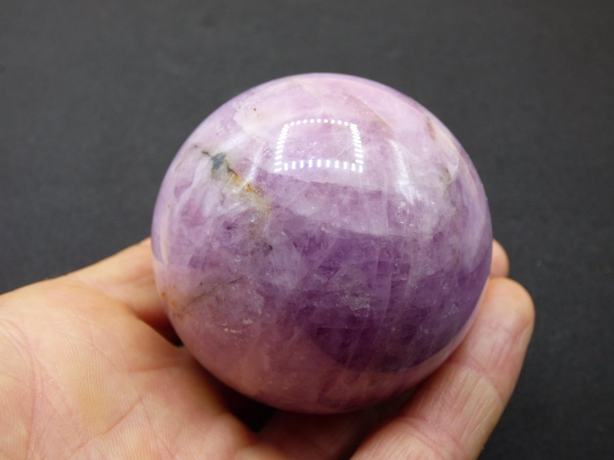 Kunzit AA rosa - Edelstein Kugel Deko Sphere Haus Wohn Kristall Energie Heilstein Rarität Selten Geschenk Er Sie Mann Frau schön Wohnen Haus - Art of Nature Berlin