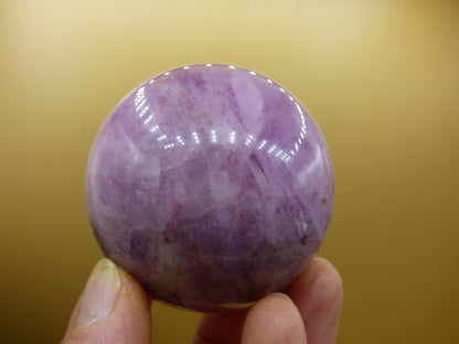 Kunzit AA rosa - Edelstein Kugel Deko Sphere Haus Wohn Kristall Energie Heilstein Rarität Selten Geschenk Er Sie Mann Frau schön Wohnen Haus - Art of Nature Berlin