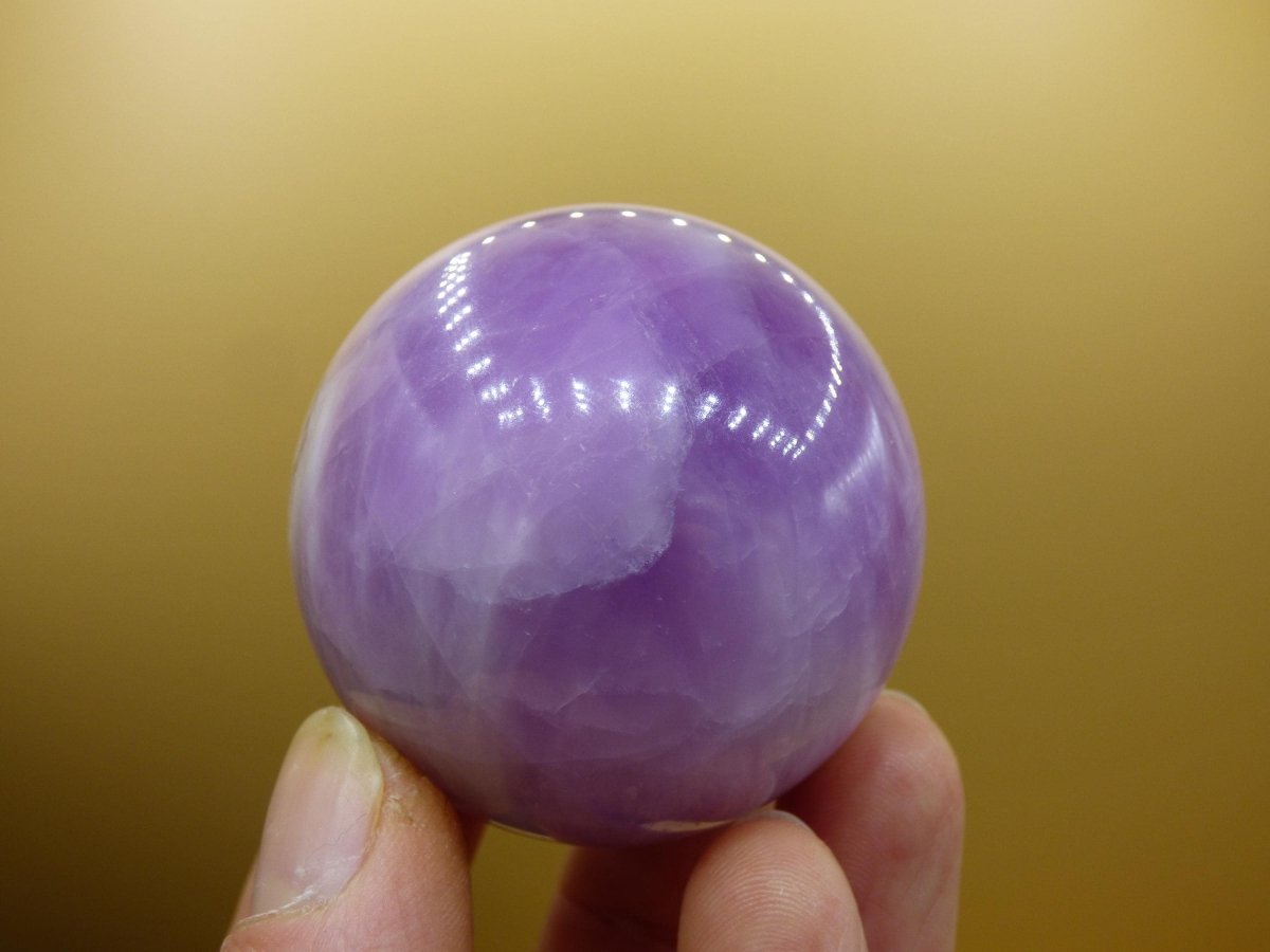 Kunzit AA rosa Schimmer Flash ~ Edelstein Kugel Deko Sphere Haus Wohn Kristall HIPPIE Heilstein Rarität Selten Geschenk Frau Geschenk Er Sie - Art of Nature Berlin