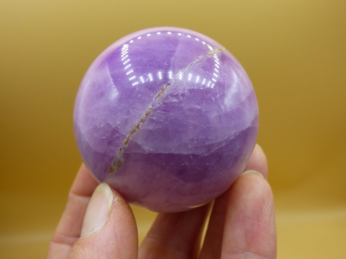 Kunzit AA rosa Schimmer Flash ~ Edelstein Kugel Deko Sphere Haus Wohn Kristall HIPPIE Heilstein Rarität Selten Geschenk Frau Geschenk Er Sie - Art of Nature Berlin