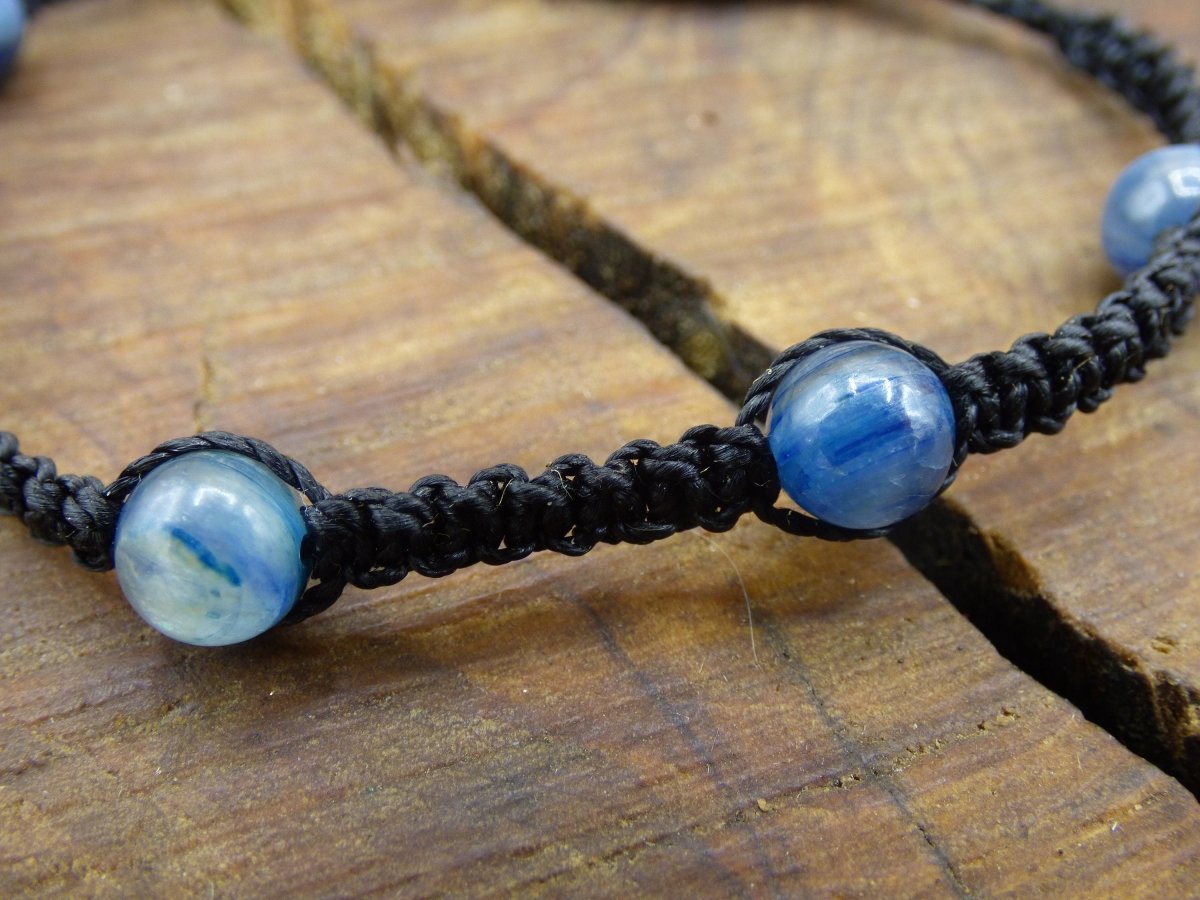 Kyanit / Cyanit / Disthen / Sapparit ~ Edelstein Makramee Armband ~ GOA ~ Hippie ~Boho ~Ethno ~Indie ~Nature ~Heilstein - Art of Nature Berlin