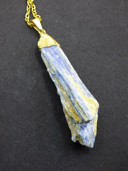 Kyanit / Cyanit / Disthen Sapparit Roh ~ Edelstein Kette ~HIPPIE ~GOA ~Boho ~Ethno ~Nature ~Heilstein - Art of Nature Berlin