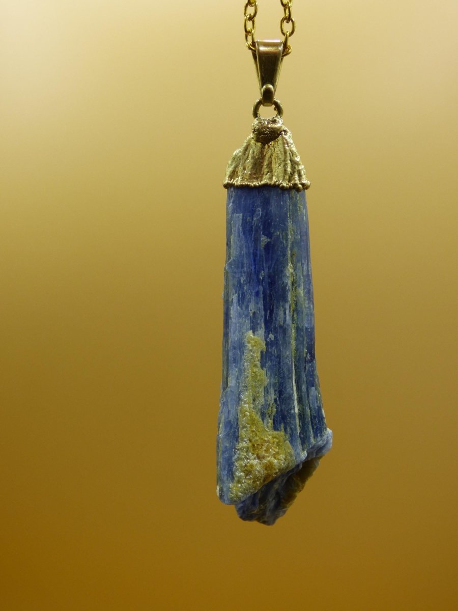 Kyanit / Cyanit / Disthen Sapparit Roh ~ Edelstein Kette ~HIPPIE ~GOA ~Boho ~Ethno ~Nature ~Heilstein - Art of Nature Berlin