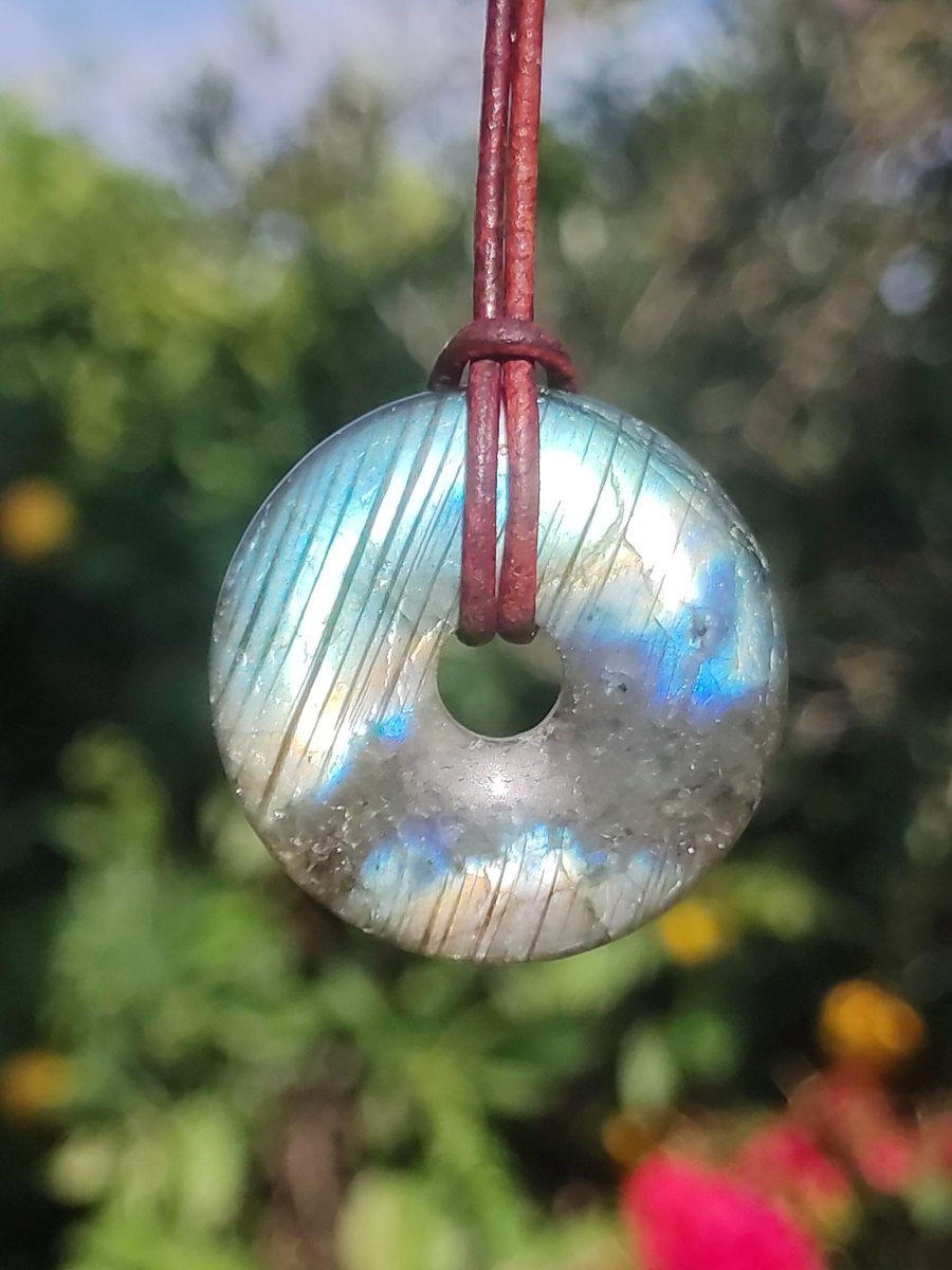 Labradorit - 30mm Donut Edelstein Kette blau schimmer Geschenk Freundin Er Sie Natur Rarität Schutzsymbol Heilstein Kristall Tibet Ethno wow - Art of Nature Berlin