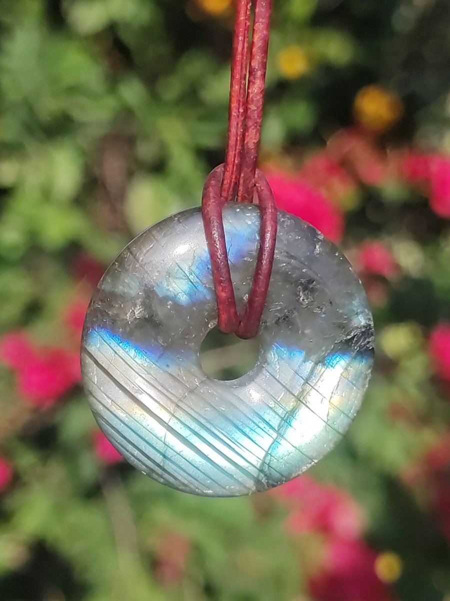Labradorit - 30mm Donut Edelstein Kette blau schimmer Geschenk Freundin Er Sie Natur Rarität Schutzsymbol Heilstein Kristall Tibet Ethno wow - Art of Nature Berlin
