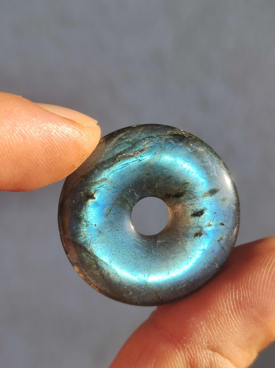 Labradorit - 30mm Donut Edelstein Kette blau Schimmer Natur Rarität Schutzsymbol Heilstein Kristall Anhänger Mann Frau Er Sie Kind Boho Psy - Art of Nature Berlin