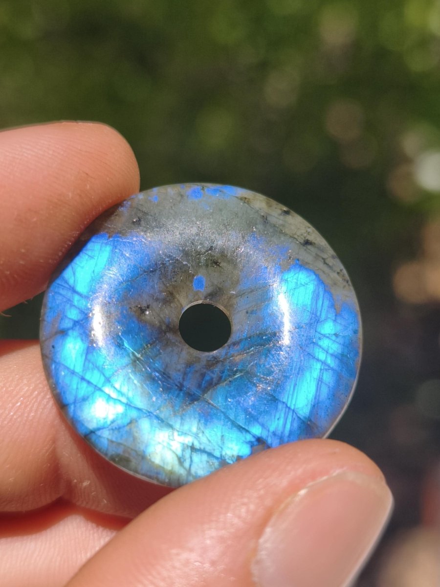 Labradorit ~ 30mm Donut ~ Edelstein Kette blau schimmernd Natur Rarität Schutzsymbol Heilstein Kristall HIPPIE GOA Boho Tibet Ethno - Art of Nature Berlin