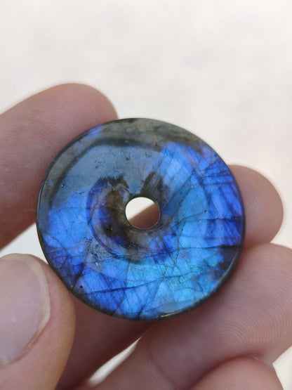 Labradorit ~ 30mm Donut ~ Edelstein Kette blau schimmernd Natur Rarität Schutzsymbol Heilstein Kristall HIPPIE GOA Boho Tibet Ethno - Art of Nature Berlin