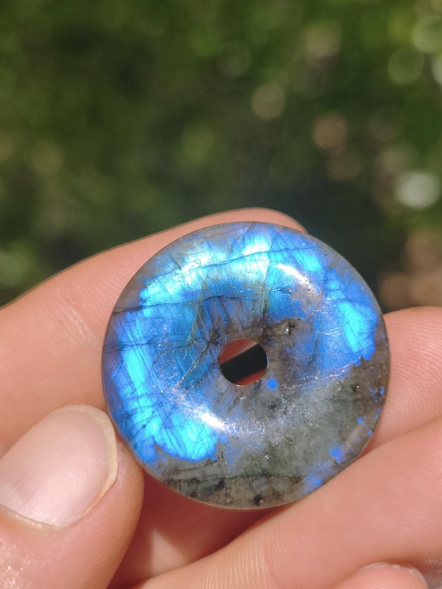 Labradorit ~ 30mm Donut ~ Edelstein Kette blau schimmernd Natur Rarität Schutzsymbol Heilstein Kristall HIPPIE GOA Boho Tibet Ethno - Art of Nature Berlin