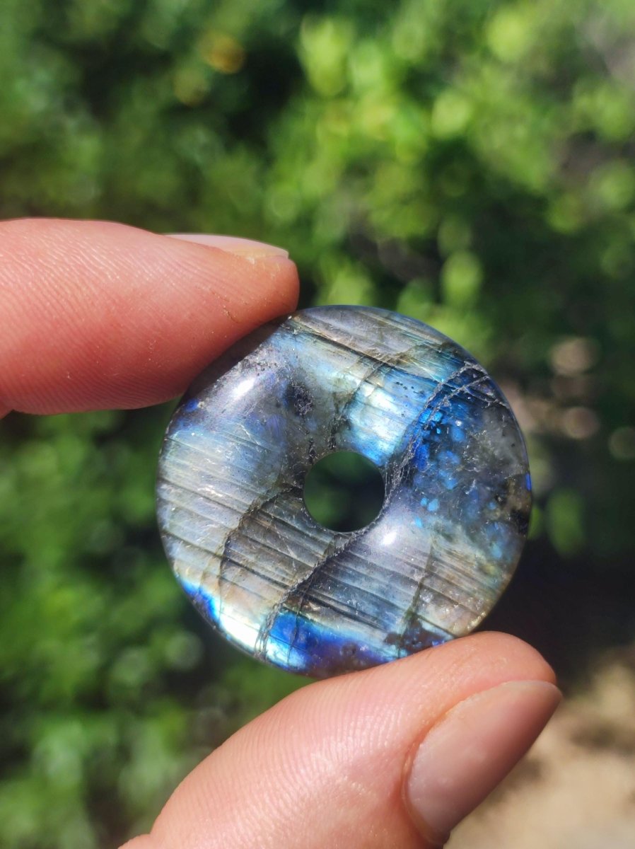 Labradorit ~ 30mm Donut ~ Edelstein Kette blau schimmernd Natur Rarität Schutzsymbol Heilstein Kristall Geschenk Er Sie Flash Anhänger - Art of Nature Berlin
