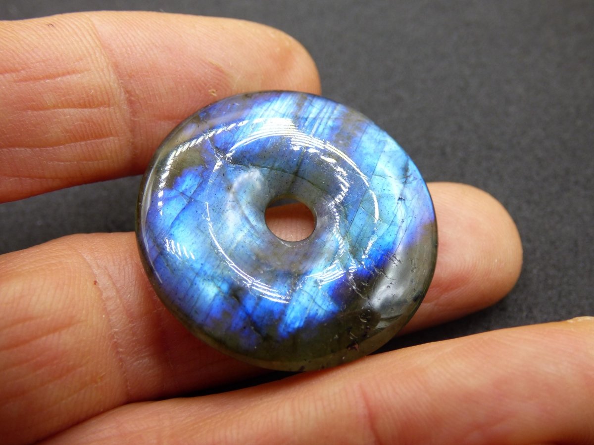 Labradorit ~ 30mm Donut ~ Edelstein Kette blau schimmernd Natur Rarität Schutzsymbol Heilstein Kristall Geschenk Er Sie Flash Anhänger - Art of Nature Berlin